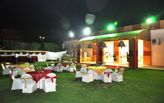 reception halls in delhi